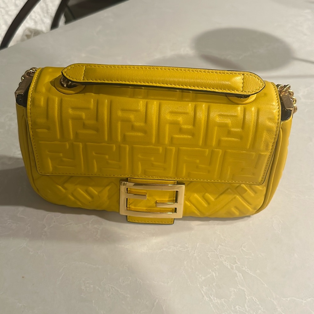 FENDi Bagettte in Yellow - Nappa Small FF Embossed Midi Chain Baguette Mimosa